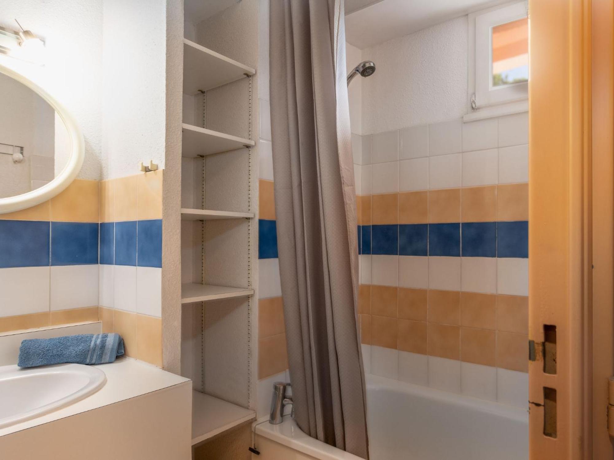 Apartment Du Parc Ii-8 By Interhome La Grande-Motte Esterno foto